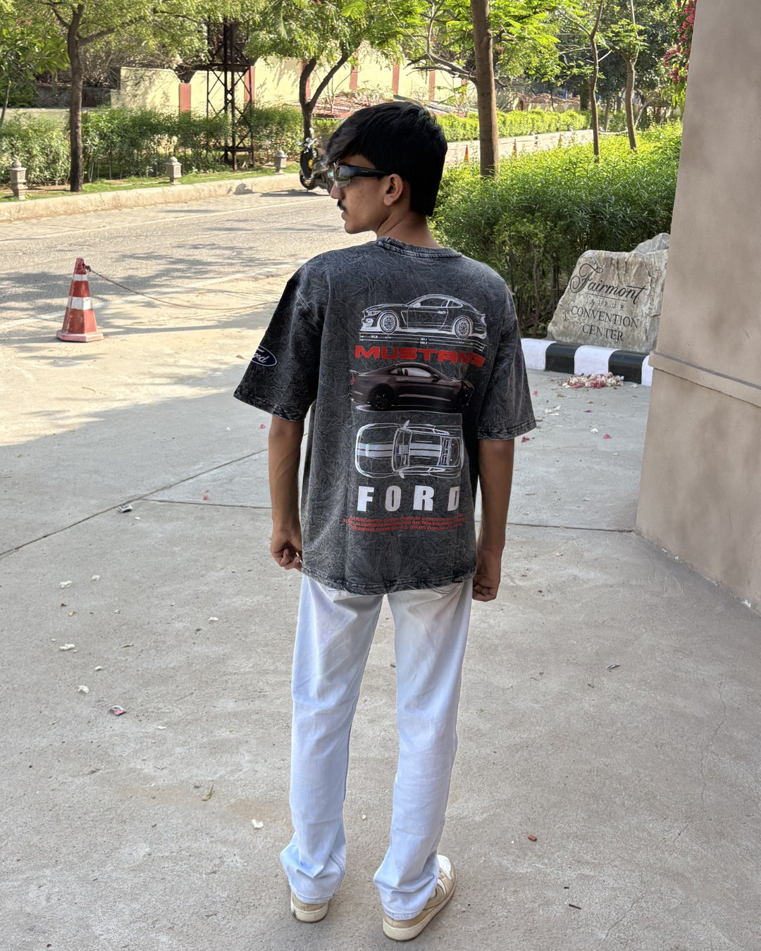 MUSTANG ACID WASH UNISEX T-SHIRT
